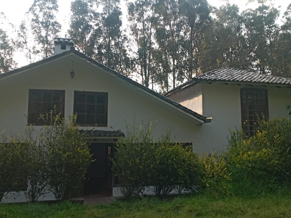 Quinta Los Eucaliptos Villa Quito Buitenkant foto